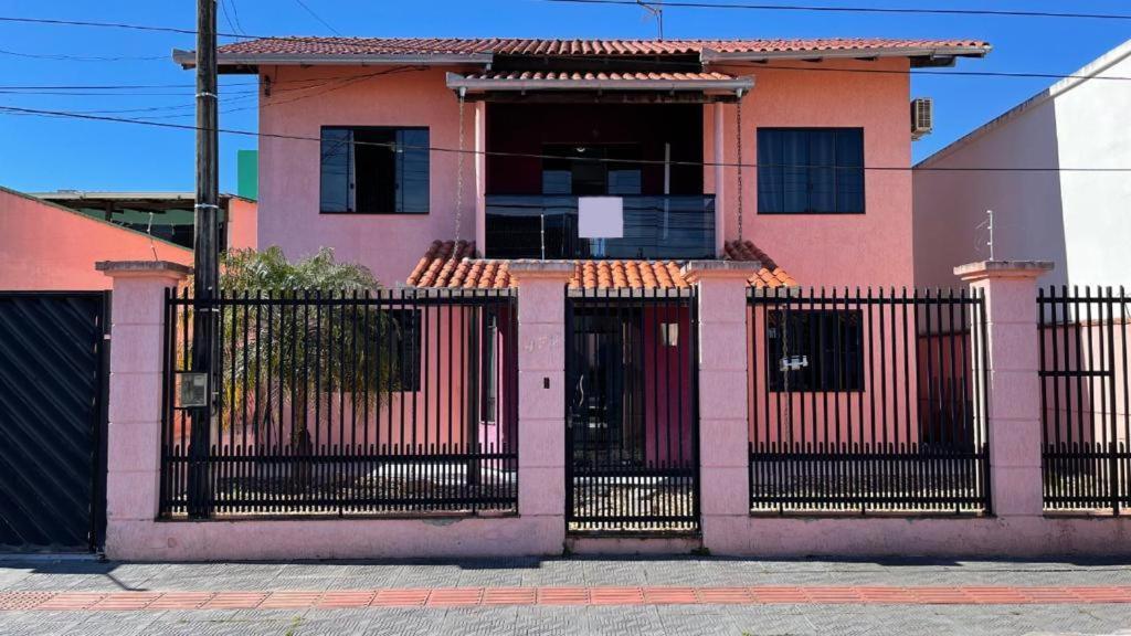 Casa Com Piscina Casa de férias *